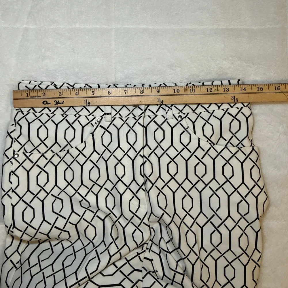 Geometric Patterned Pants - Picture 8 of 8